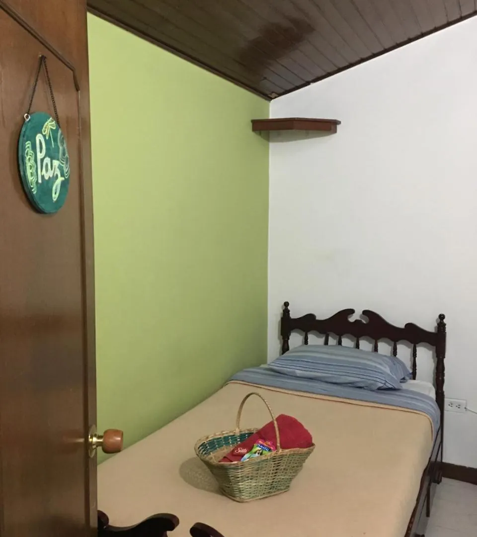 Como En Casa! Restaurante Y Hostal ボゴタ コロンビア