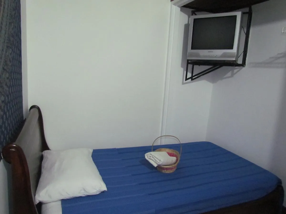 Como En Casa! Restaurante Y Hostal Μπογκοτά 2*,