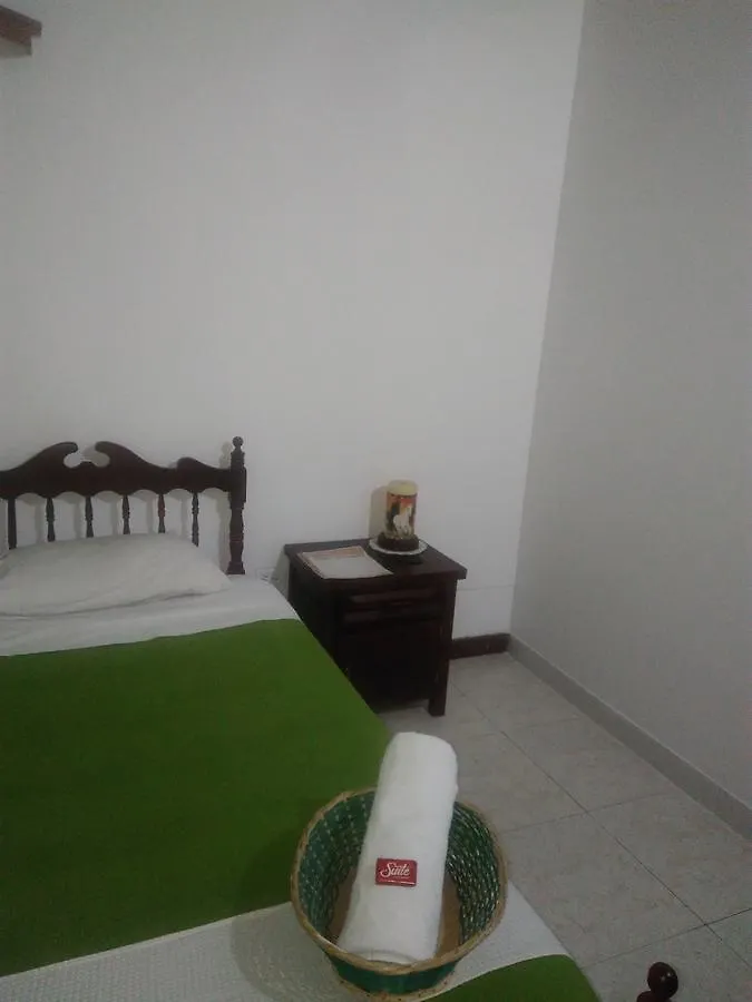 Como En Casa! Restaurante Y Hostal Μπογκοτά Πανσιόν