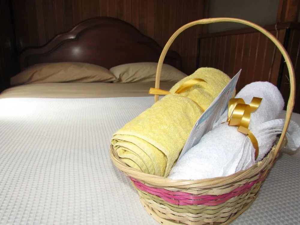 Como En Casa! Restaurante Y Hostal Μπογκοτά 2*,